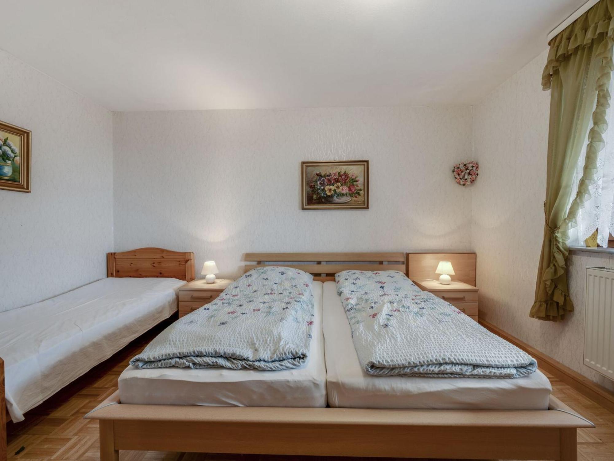 Apartment On A Farm Near The Ski Area Нойкірхен-байм-Гайліґен-Блут Екстер'єр фото